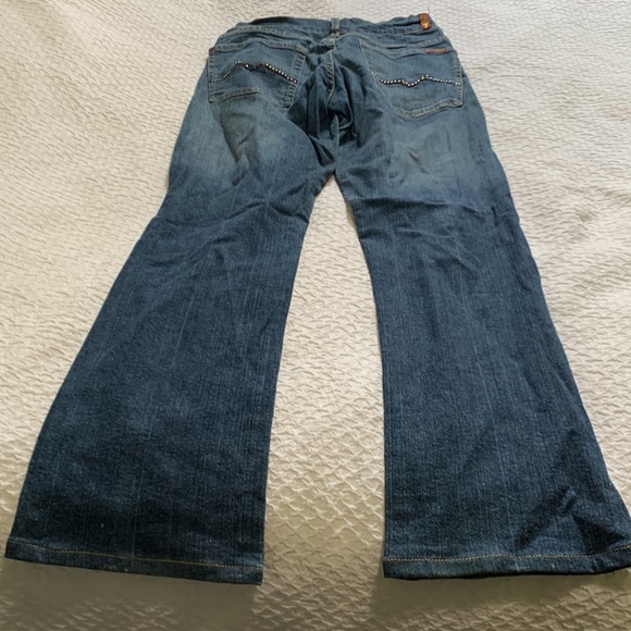 Jeans - Picture 2 of 4